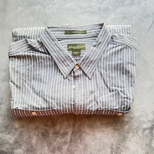 Eddie Bauer XXL Classic Fit 100% cotton shirt in Grey and White Stripes NWOT